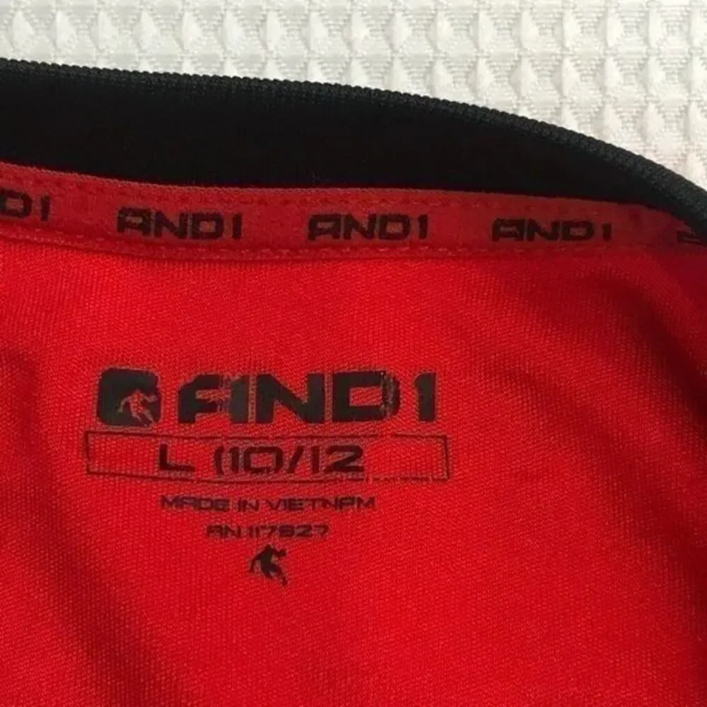 And1 red/blk T-Shirt size L10/12 ..0303